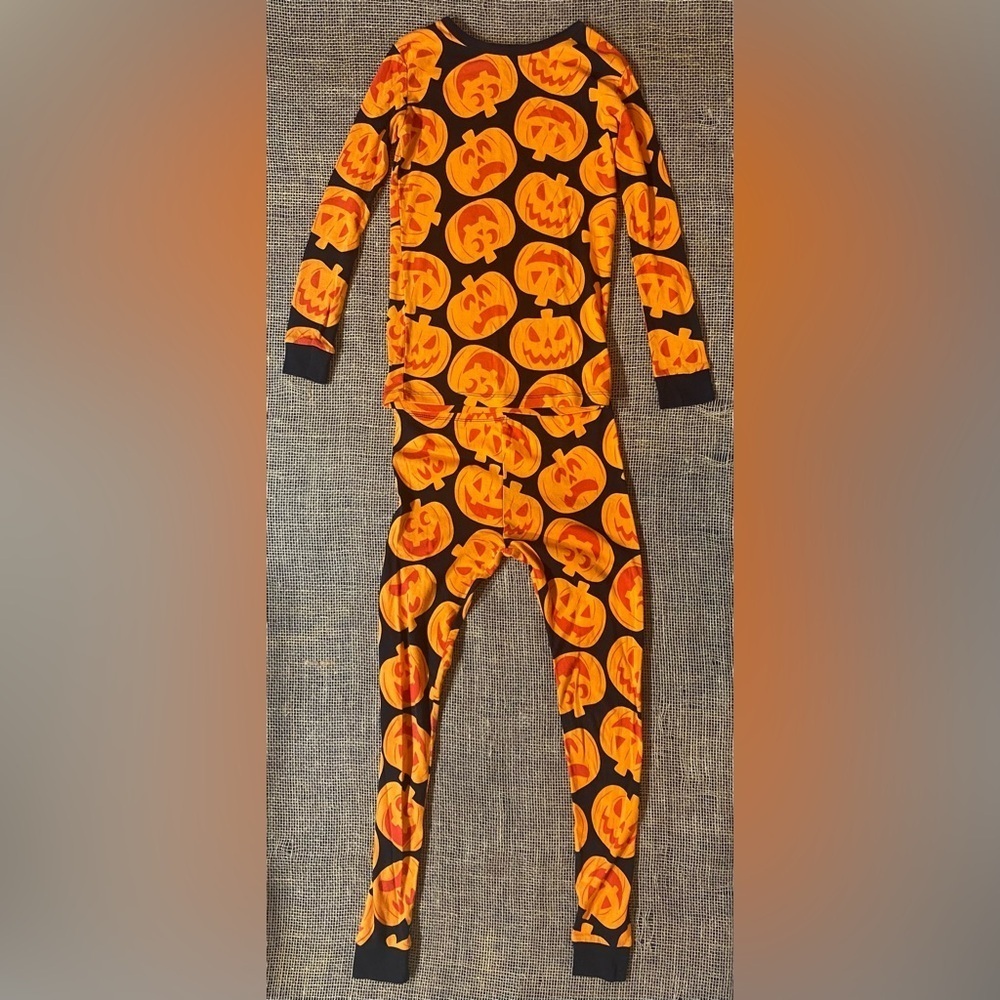 Hyde & Eek Boutique Pjs Kids Size 12 Black W/Orange Pumpkins Cuffs